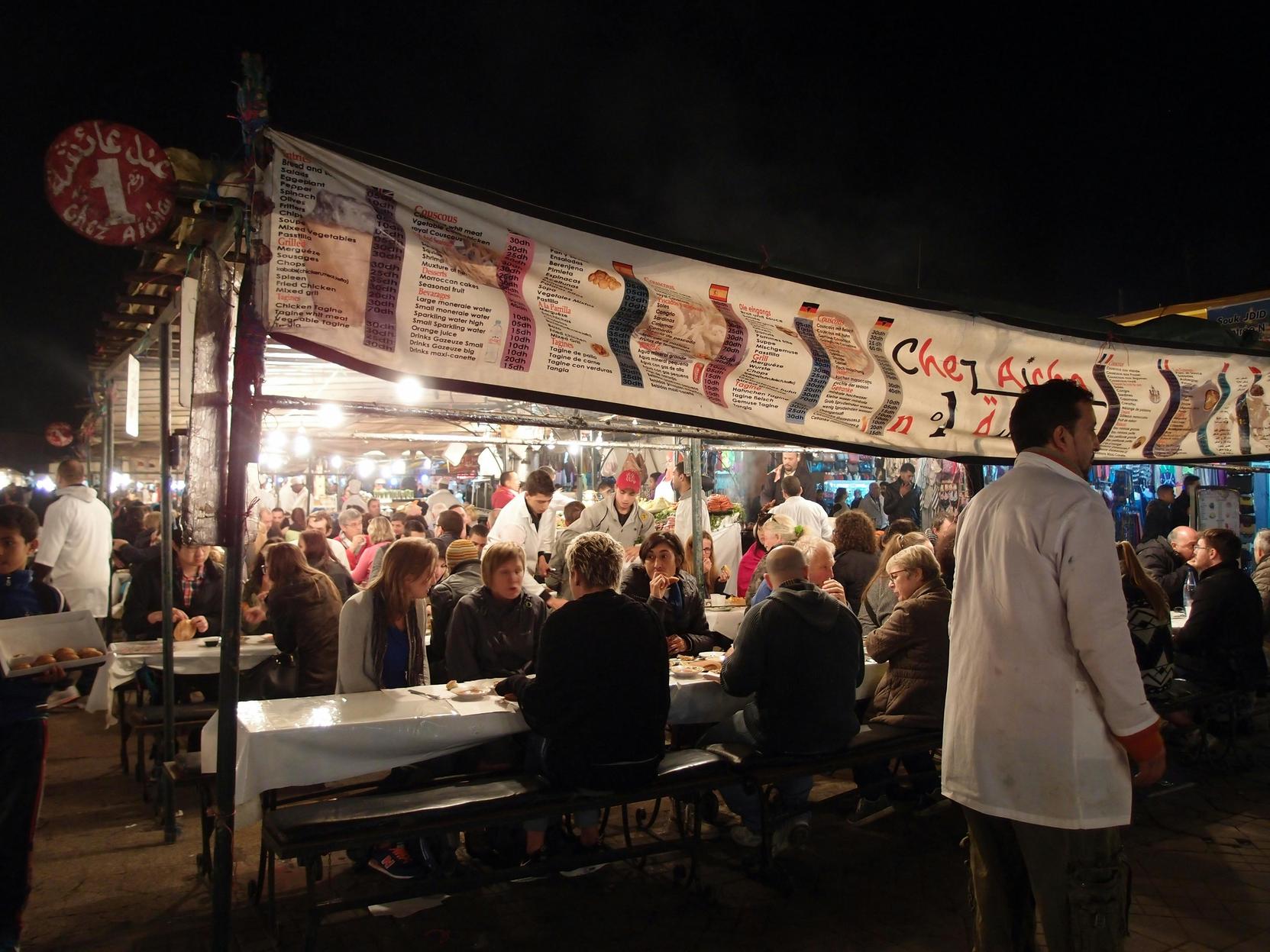 Experiência Gastronômica Sustentável: Dicas para Saborear o Sabor Local em Viagens Econômicas