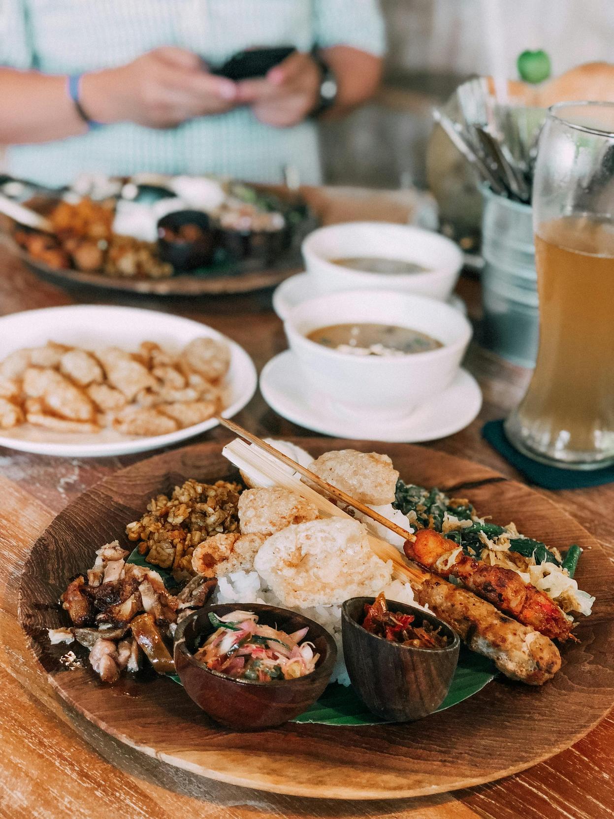 Experiência Gastronômica Irresistível: Melhores Pratos para Hotéis em Destinos Turísticos
